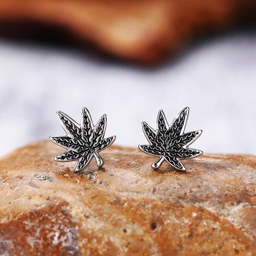 CAOSHI Vintage Blackened Silver Plated Maple Leaf Earrings Niche Design Small Cute Handmade Stud Earrings Men Women