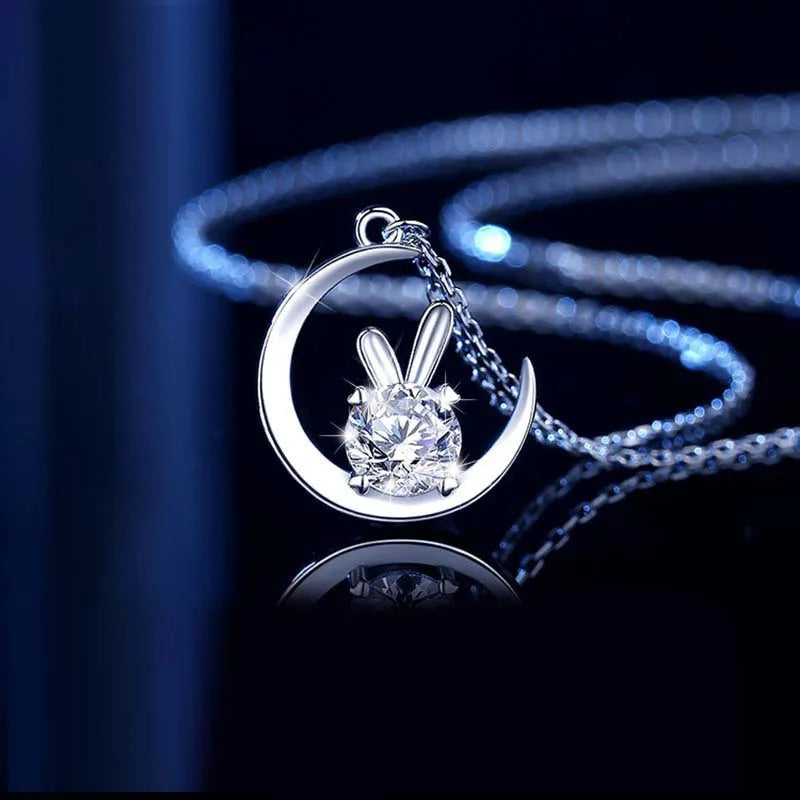 Aimgal 1ct D-VVS1-3EX Moissanite Diamond Bracelet Lucky Moon Rabbit Design S925 Sterling Silver Plated Pt950 for Gifts Parties
