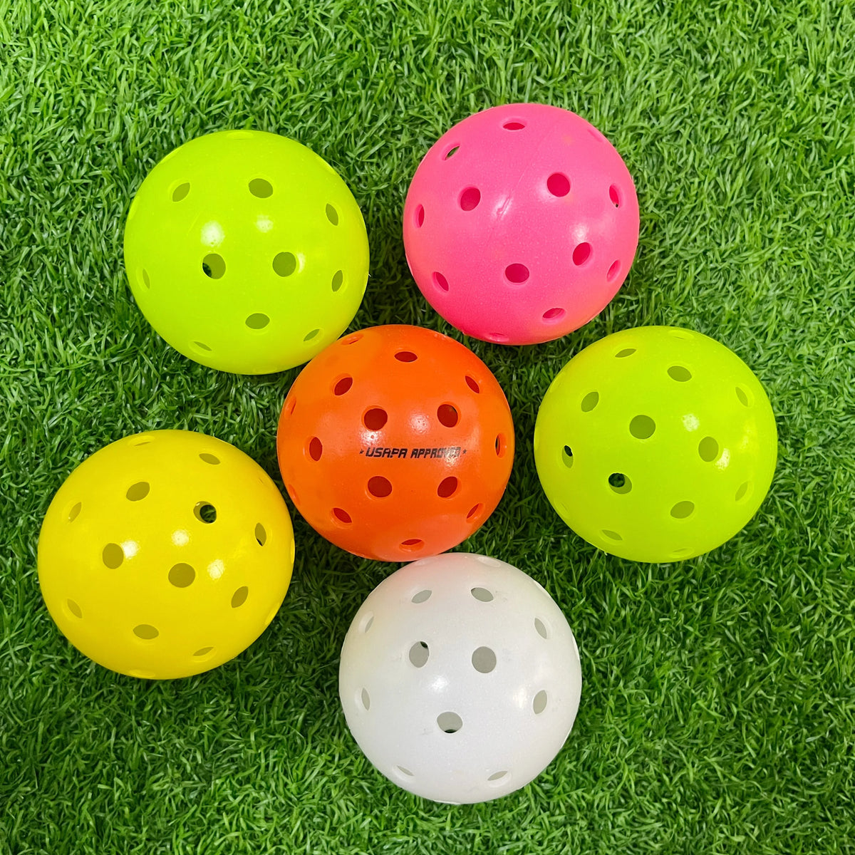 Customized Orange Portable High Quality Outdoor Pickleball Balls Thermoformed PE Logo Included 40 Holes 74mm Diameter Children