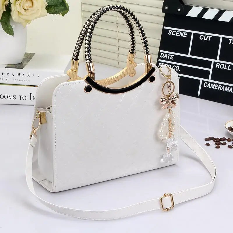 2025 Luxury High-End Women's Red Wedding Crossbody Bag PU Lining European American Tote with Chains Decoration Zipper Closure