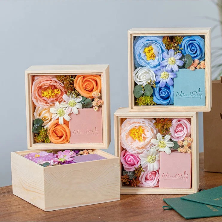 2026 Soap Flower Gift Box Valentine's Day March 8th Christmas Gift Handmade Soap Flower Box with Hand Gift Decorative Flowers