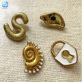 Fantastic Hardware Buttons Jewelry Fashion Irregular S Shaped Sewing Buttons for Shirt Dress Decorative Accessories