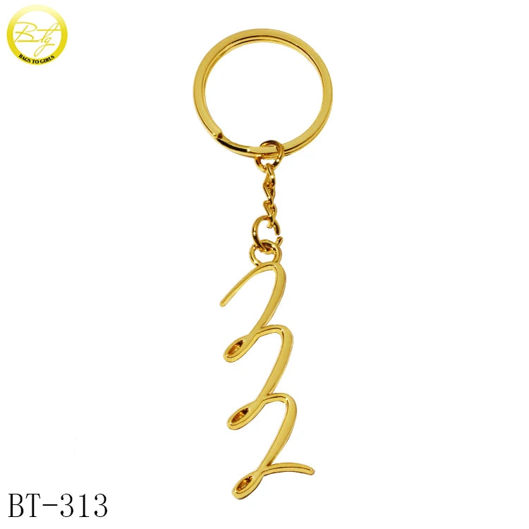 Custom Gold Letter Design Metal Hang Tags Zinc Alloy Handbags Hardware Metal Logo Chain Label Accessory With Keyring