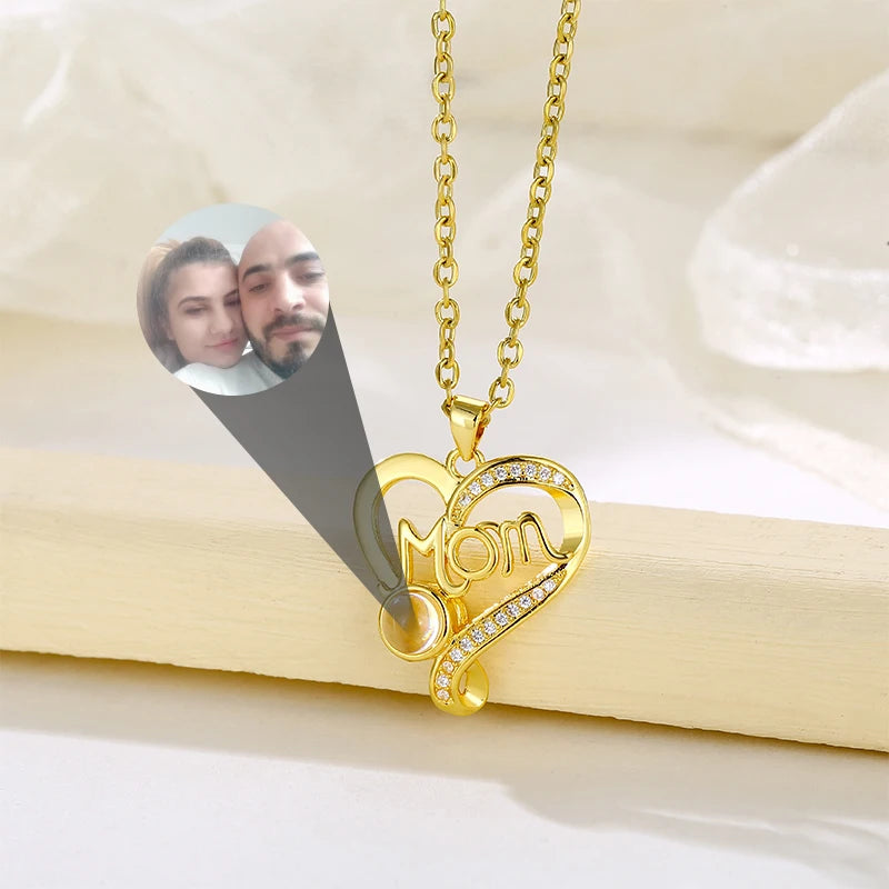 Brave Light Mom Letter Heart Necklace Personalized Custom Photos Projection Necklace Love Heart Jewelry for Mother's