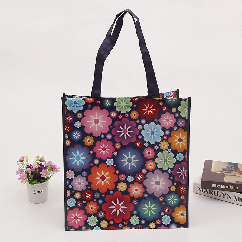 Custom Printed Recycled Non-Woven Shopping Tote Bags Foldable and Made From Recyclable Polypropylene (PP) with Logo Pattern