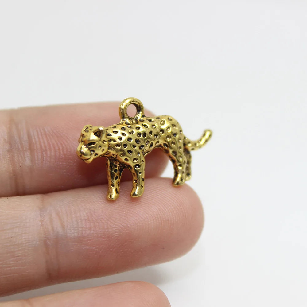 3D Zinc Alloy Metal Antique Gold Animal Panther Leopard Designer Charms Pendant for Diy Necklace Jewelry Accessory Making