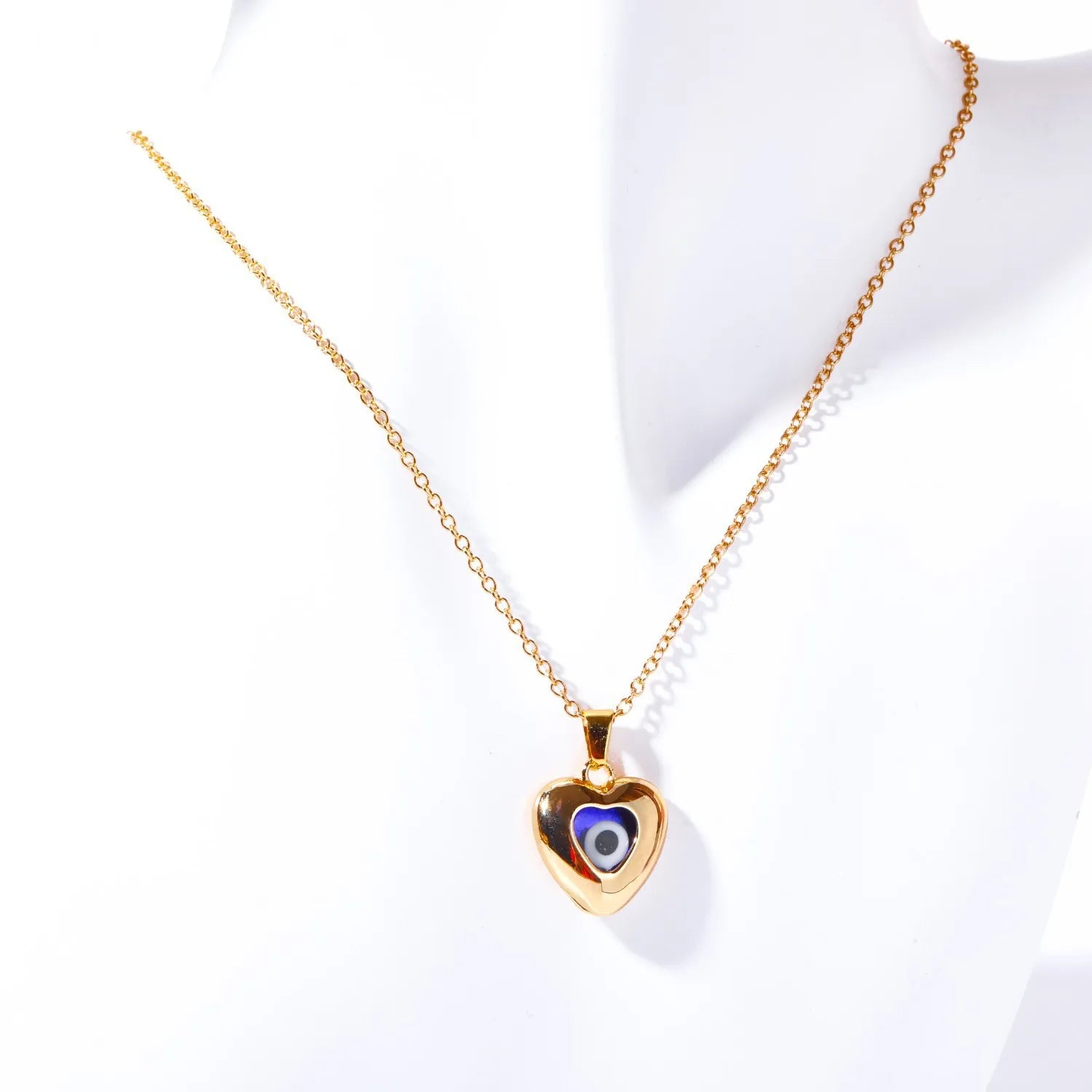 European American Religious Stainless Steel Pendant Devil's Eye Zircon Heart Necklace Link Chain Fashionable Accessory Weddings
