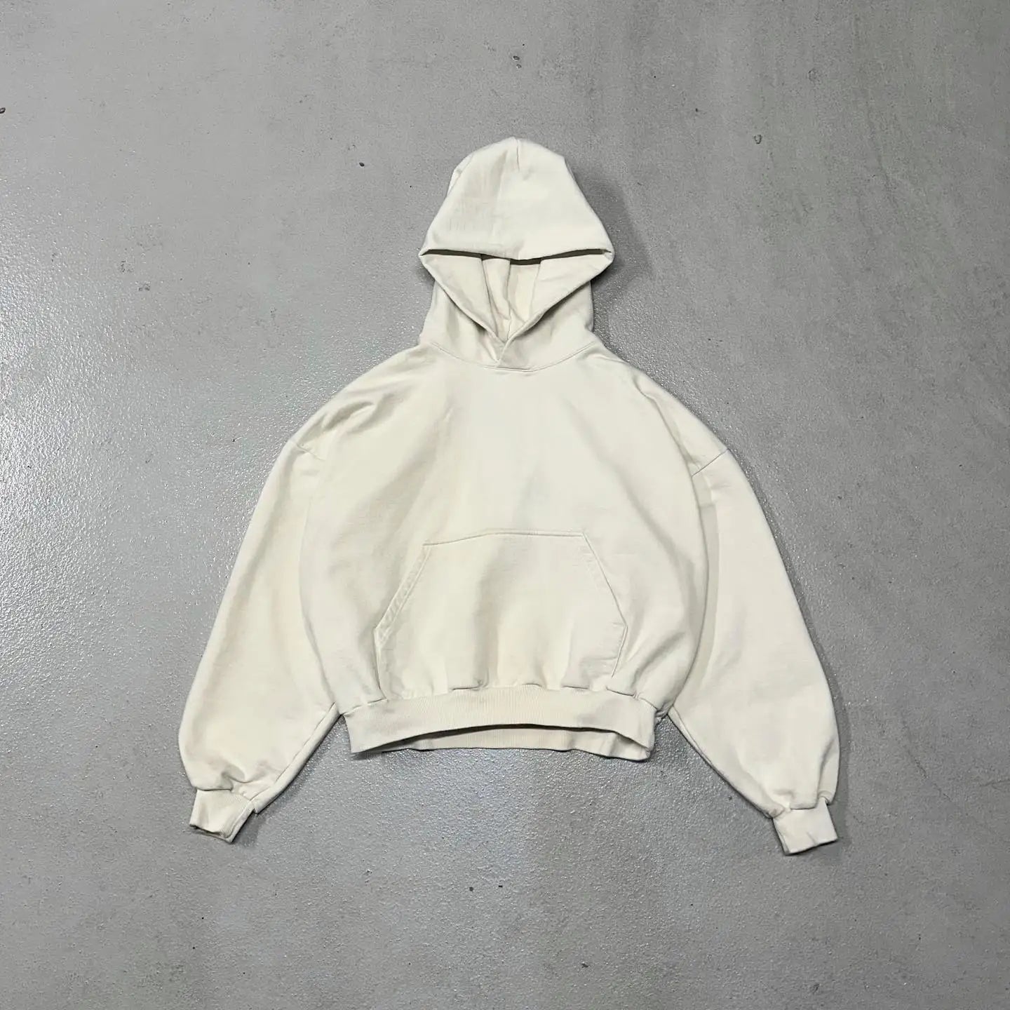 DCY 2024 New Products Heavyweight Boxy HoodieBoxy Fit 450 Gsm Cropped Hoodie Raw HemCustom Boxy Pullover Hoodie