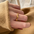 New Trendy Minimalist 18k Gold Plated Stainless Steel Irregular Band Waves Ring Statement Ring Wedding Jewelry