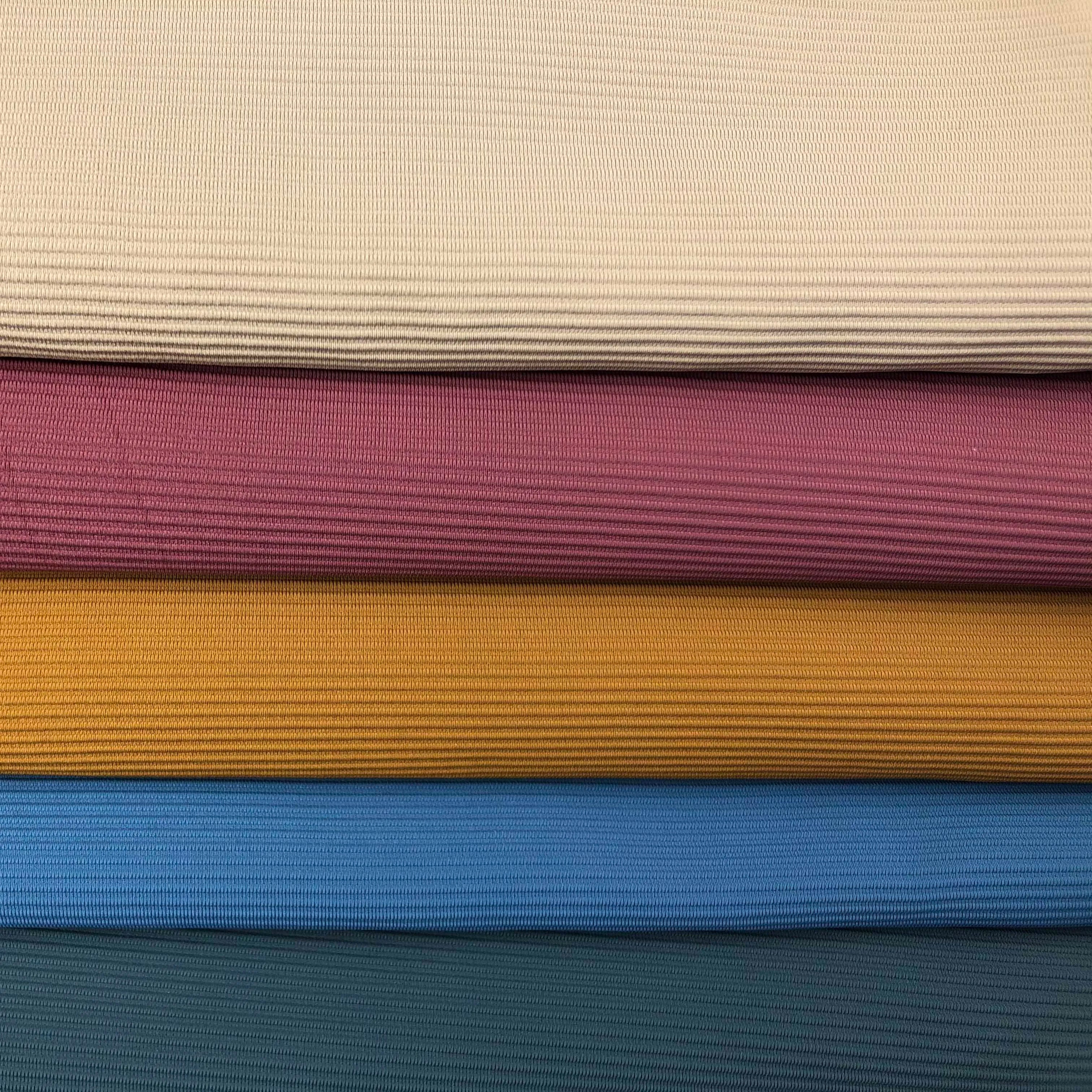 Factory Wholesale Heavyweight 260g Ribbed Knit Fabric for Sports Bras and Pants