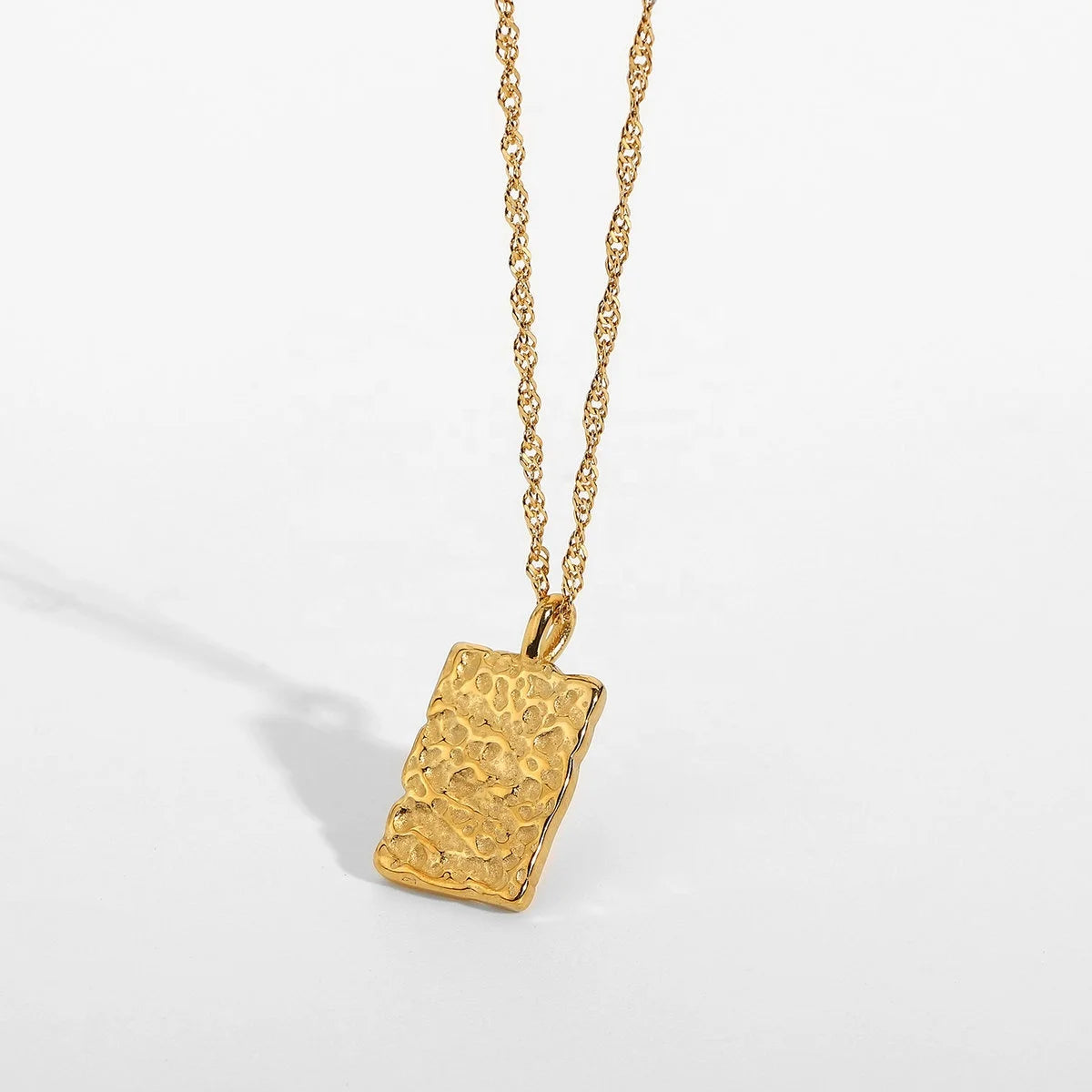 Accessories Women Permanent Jewelry Vintage Concave-convex Textured Square Pendant Necklace for Women