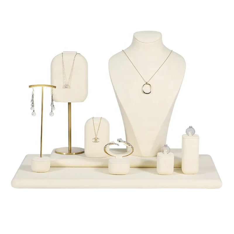 Hot Sale Statue Table Jewelry Display Set Busts Countertop White Suede Leather Store Jewelry Display Stands