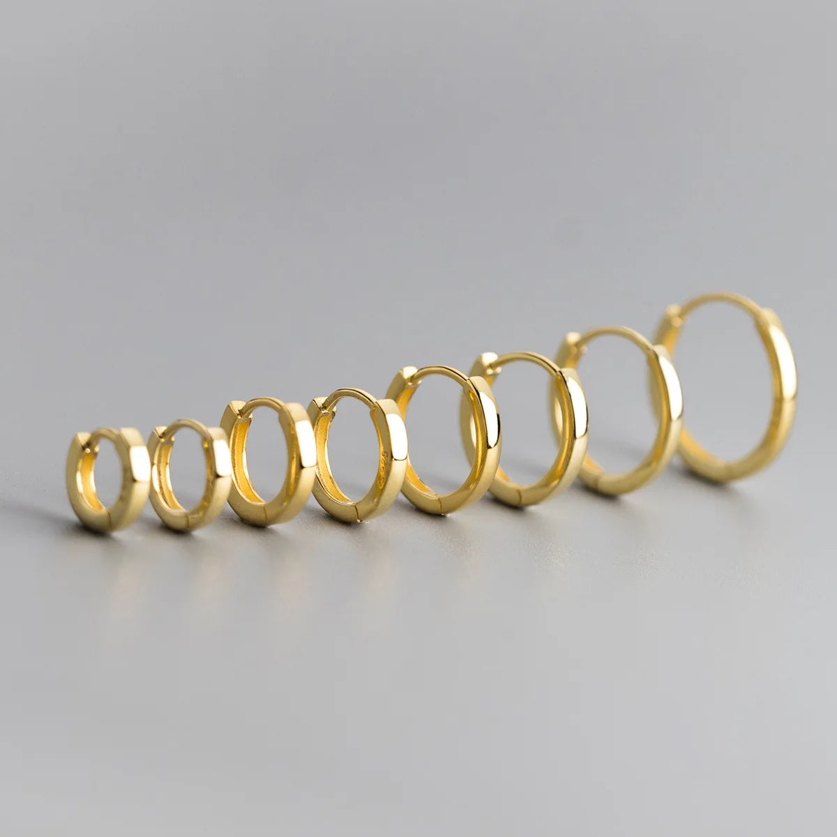 S925 Sterling Silver Glossy Round Hoop Earrings Female Fashion 18K Gold Plated Multi-Size Geometric Earrings Women