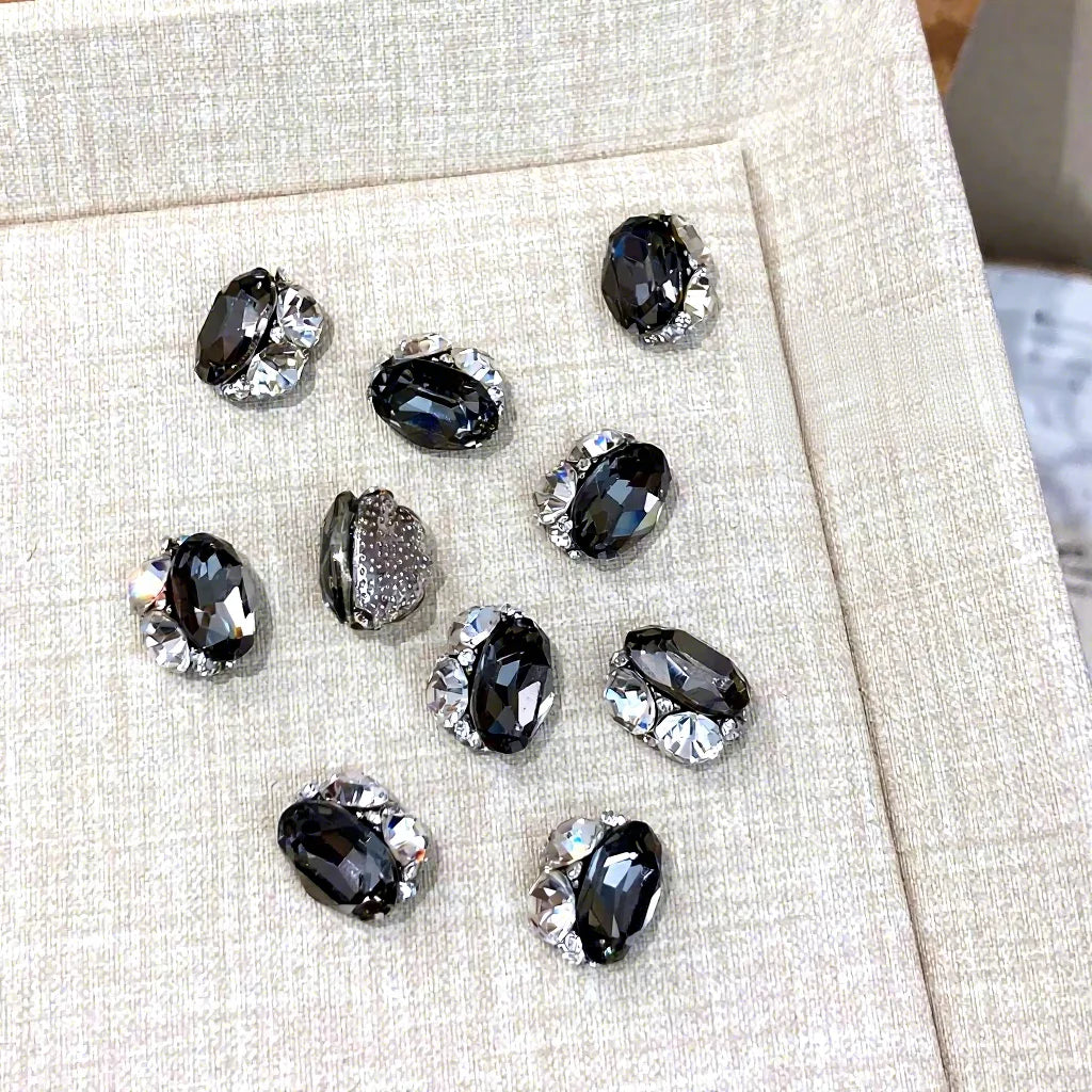 Advanced 3D Square Diamond Nail Art Accessories Transparent Black 3D Fine Sparkling Love Stacking Design Made of Alloy