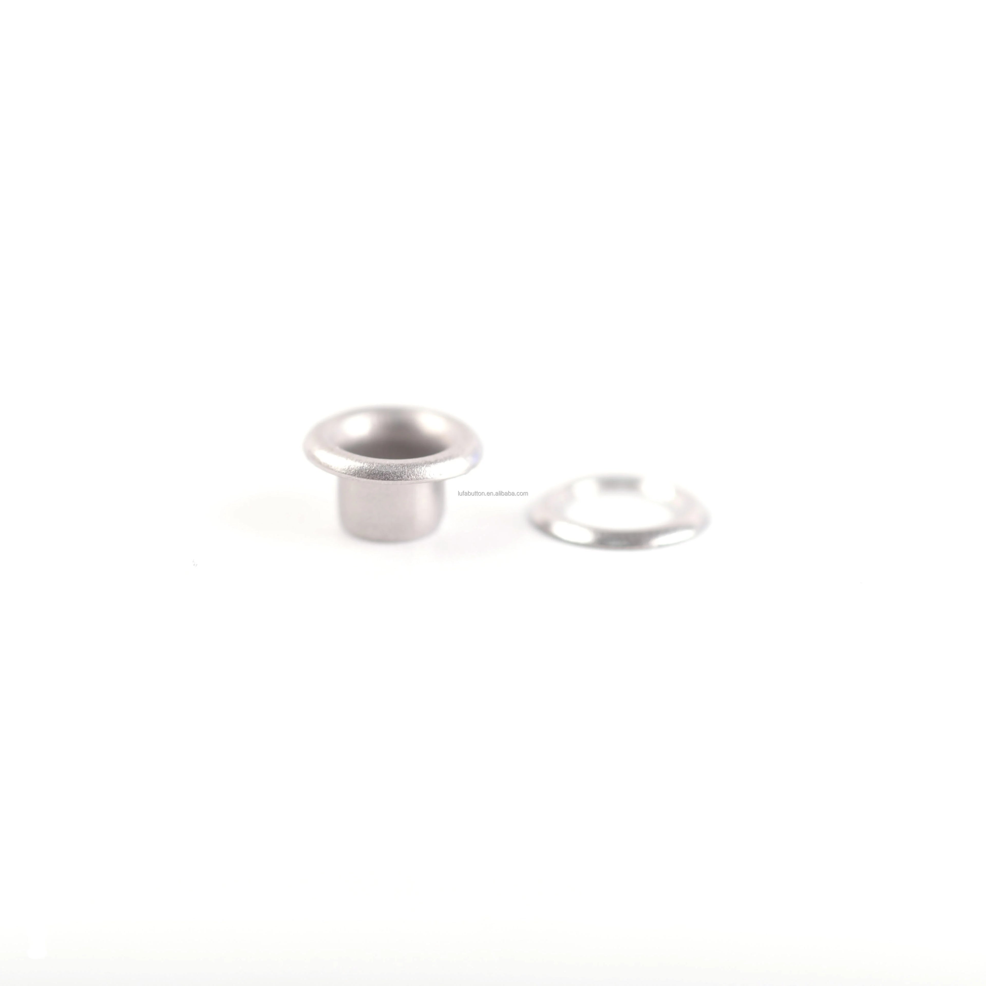Good Quality 4mm 304 Stainless Steel Metal Eyelets Round Inner Hole Grommets DIY Rivet for Shoes Belt Bag Tag Clothes Scrapbook
