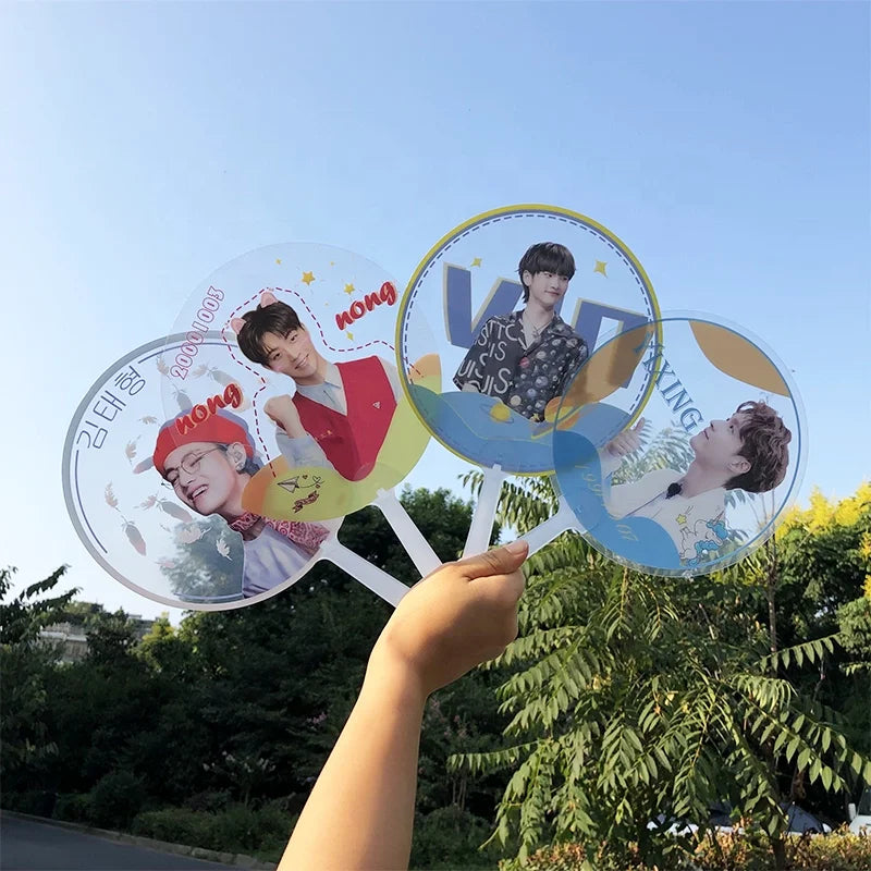 Wholesale High Quality Transparent KPOP Mini Picket Custom Photo CMYK Offset Printed Plastic Promotional Gift Souvenir Star Fan