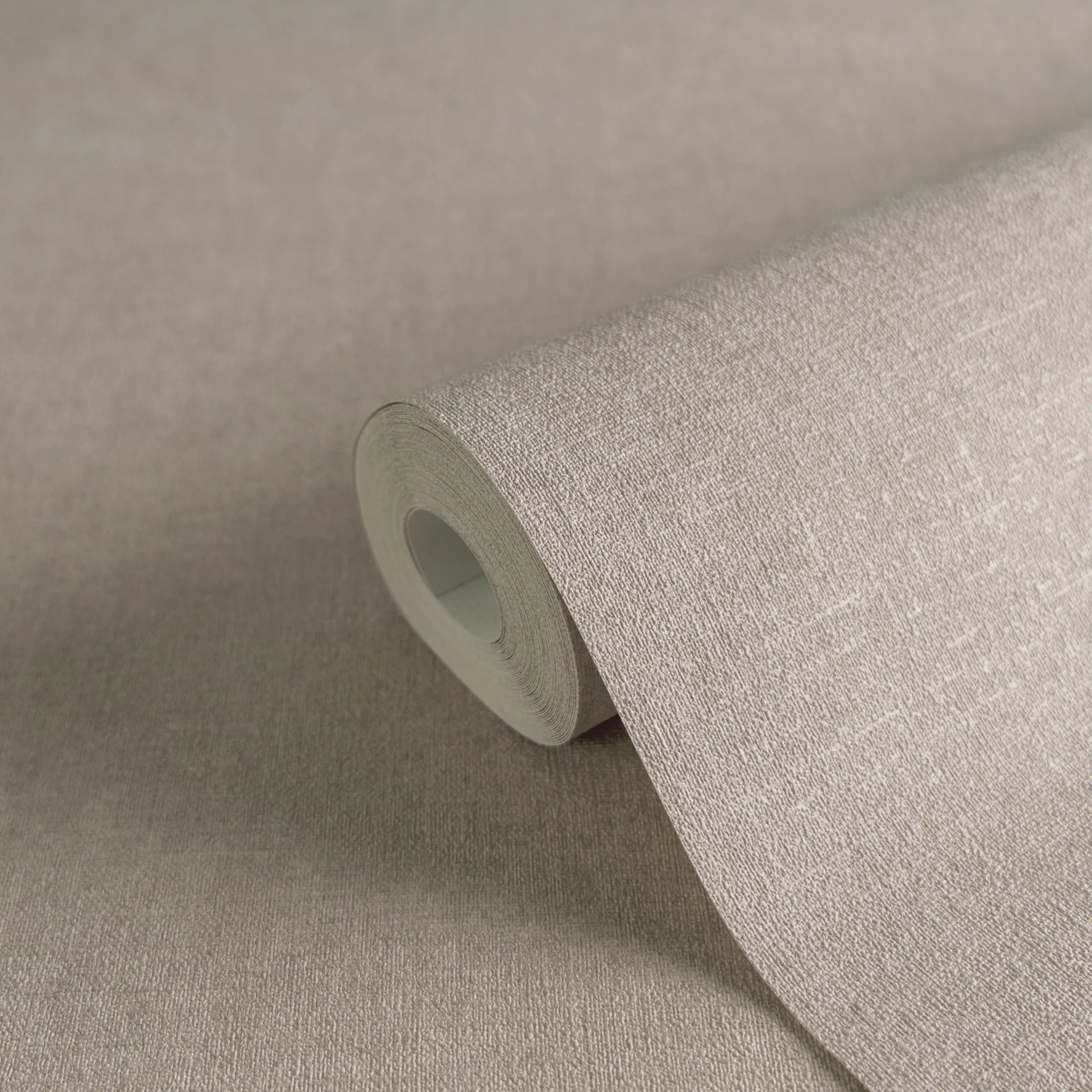 Made Germany European Solid Brown Non Woven Vinyl Wallpaper Rolls Abrasion-Resistant Light Resistant Kitchen Living Room Hotel