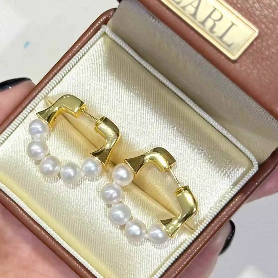 Internet Celebrity Favorite Goddess Style Horseshoe Ear Buckle Pearl Earrings 5-6mm Strong Light White Popular Potatoespear