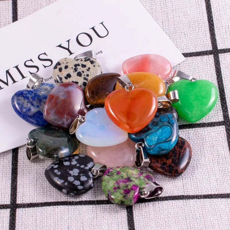 Natural Gemstone Wholesale Healing Crystal Heart Shaped Raw Stone Pendant Necklace Jewelry Jade Pendant Charms Necklace