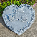 Heart-shaped Cat Memorial Resin Statue Hand-painted Rose & Angel-wing Design Garden Outdoor Keepsake Decor