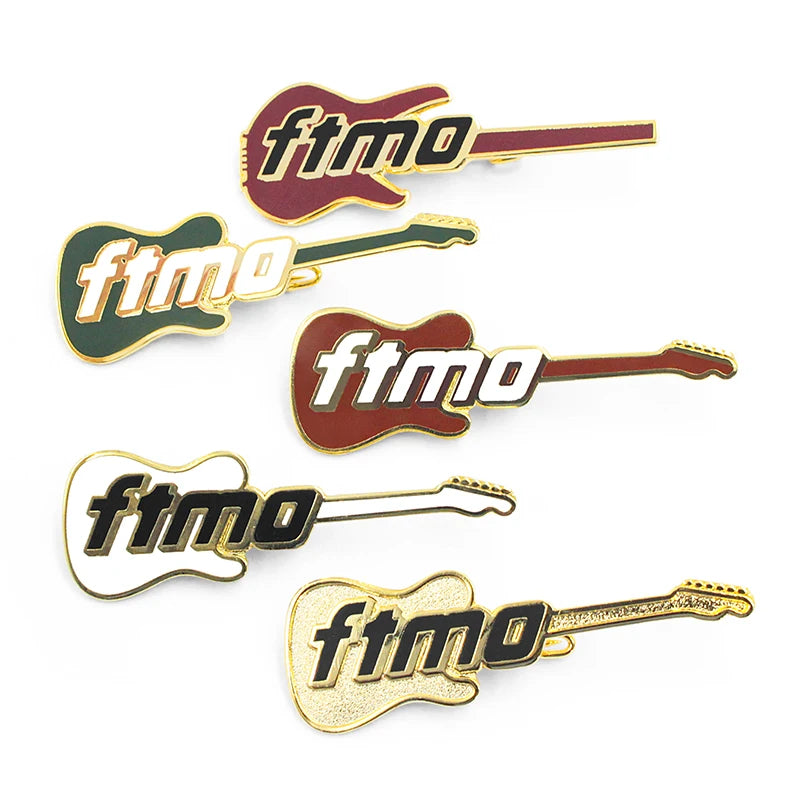 Wholesale Custom Musical Band Enamel Lapel Pin Music Instrument Brooch Cute Cartoon Brooch Electric Acoustic Guitar Badge Pin