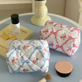 Custom logo Wholesale Warm and Fashionable Soft Floral Pattern Cosmetic Bag  Lady Cosmetic Pouch Rose Pattern Makeup Bag