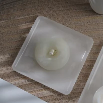 YUSHI Natural Stone Spliced Cutting Board Modern Design White Onyx Serving Tray for Home Living Room Decoration