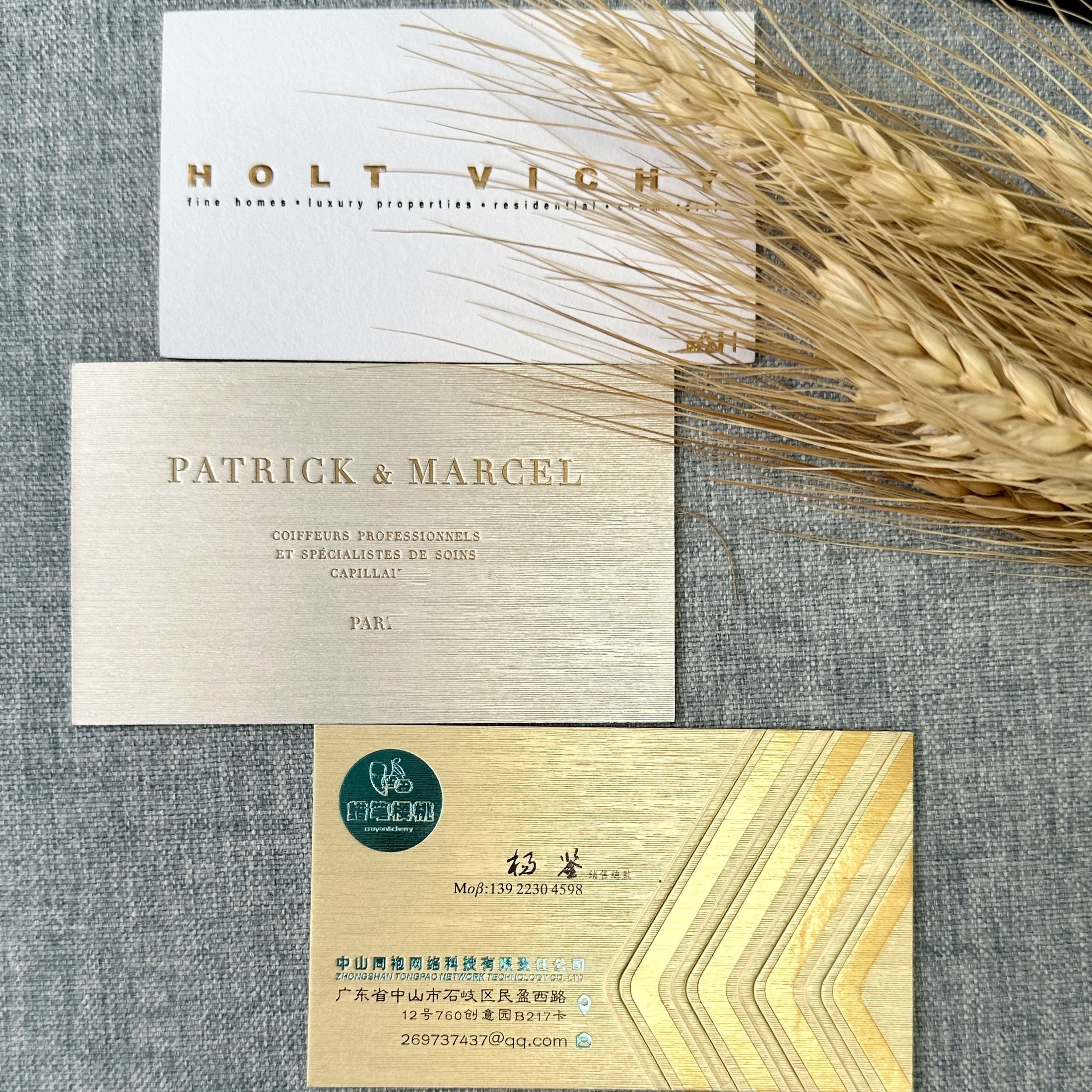 Luxury  Gold Business Cars Credit Card Gift Packaging Thank You Card for My Business Embossed logo Cards With Holder