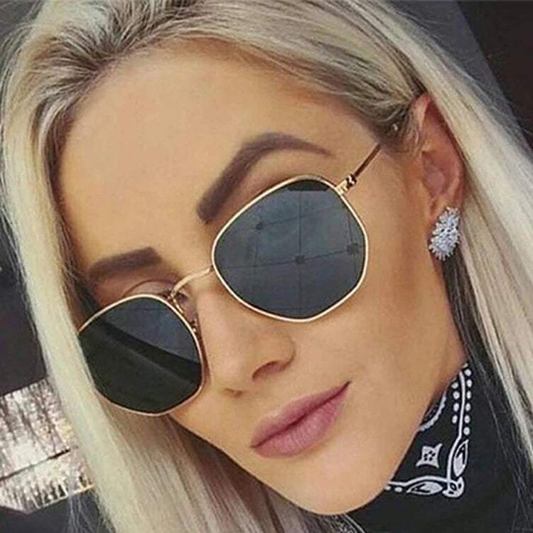 New Arrival Eyewear Oversized Ocean Lens Shades Sunglasses Women Female Lady Metal Designer Sunglasses MegaBDM