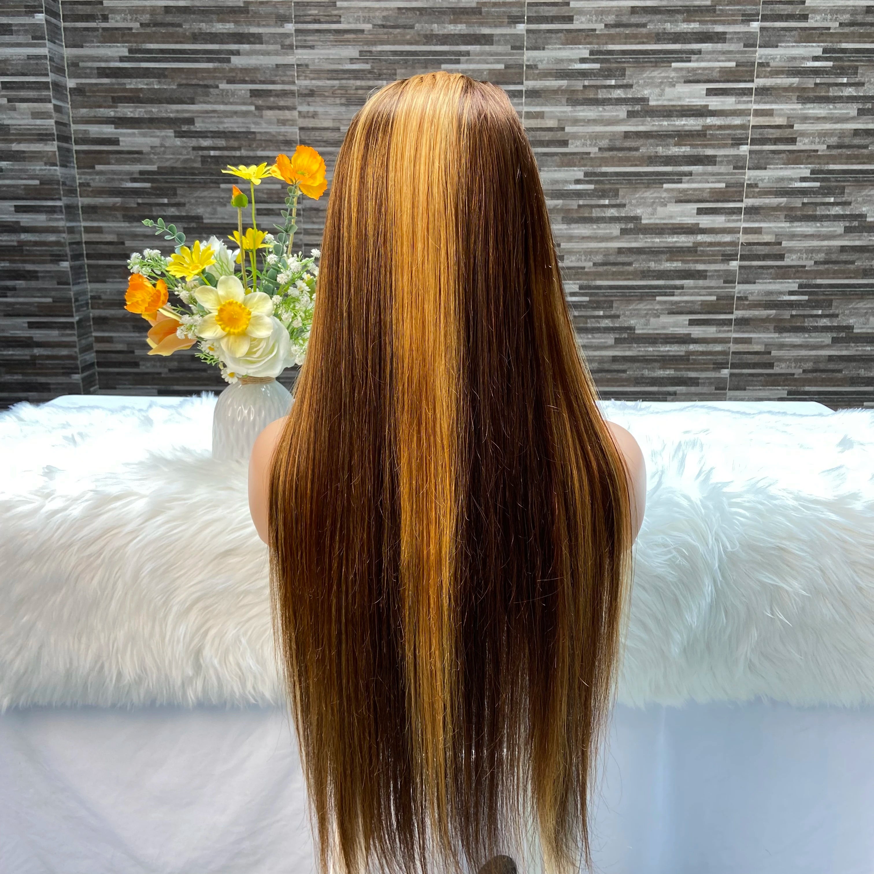 Wholesale Remy Cuticle Aligned 13*4 Transparent Swiss Lace Frontal Human Hair Wigs Straight Hot P4/27 Color Wigs for Black Women