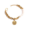 New Arrival Fashion 18K Gold Plated Charm Bracelet INS Trendy Freshwater Pearl Portrait Bangles Bracelet for Women