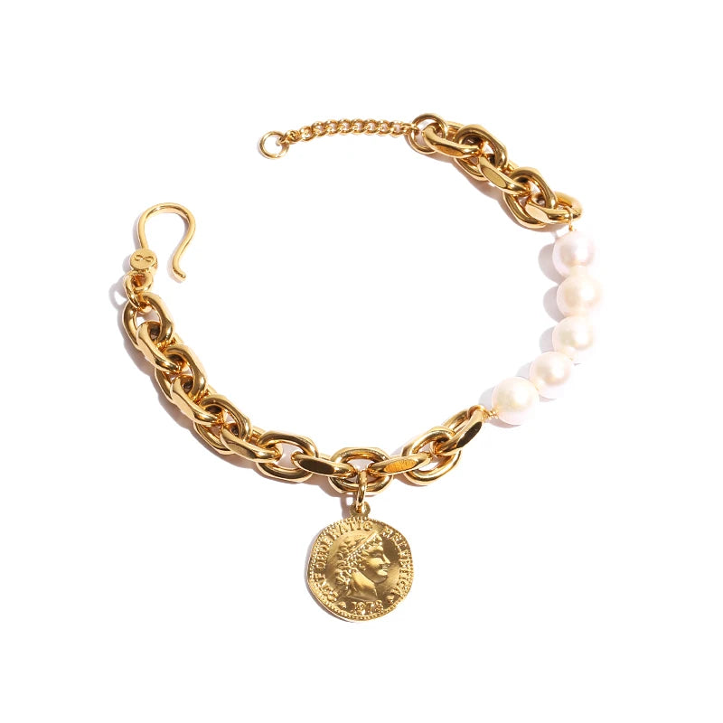 New Arrival Fashion 18K Gold Plated Charm Bracelet INS Trendy Freshwater Pearl Portrait Bangles Bracelet for Women