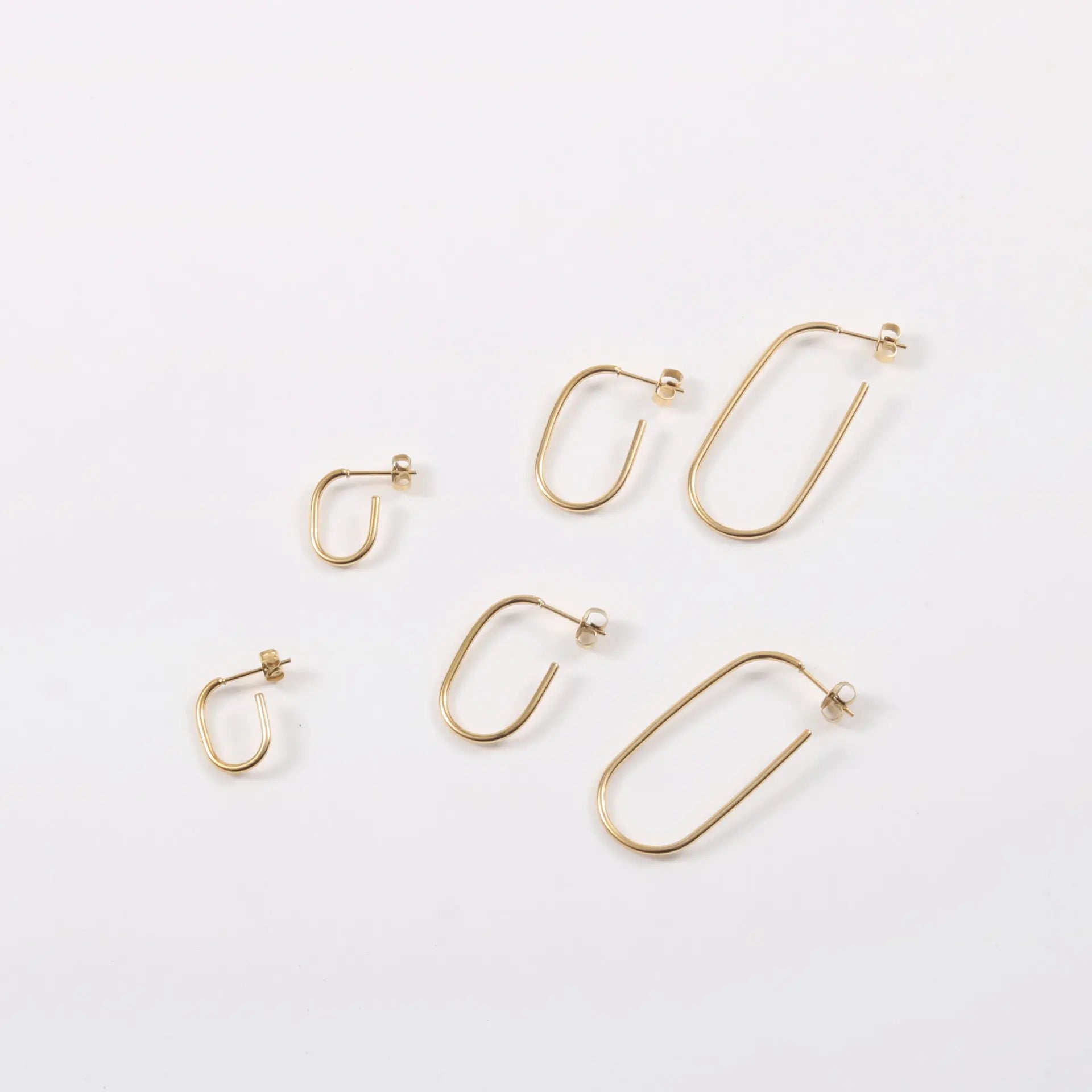 Fenny 18K Gold-plated Wholesale Waterproof&No Fade Smooth Fine Paper Pin Clip Hoop Stainless Steel Earring for Women