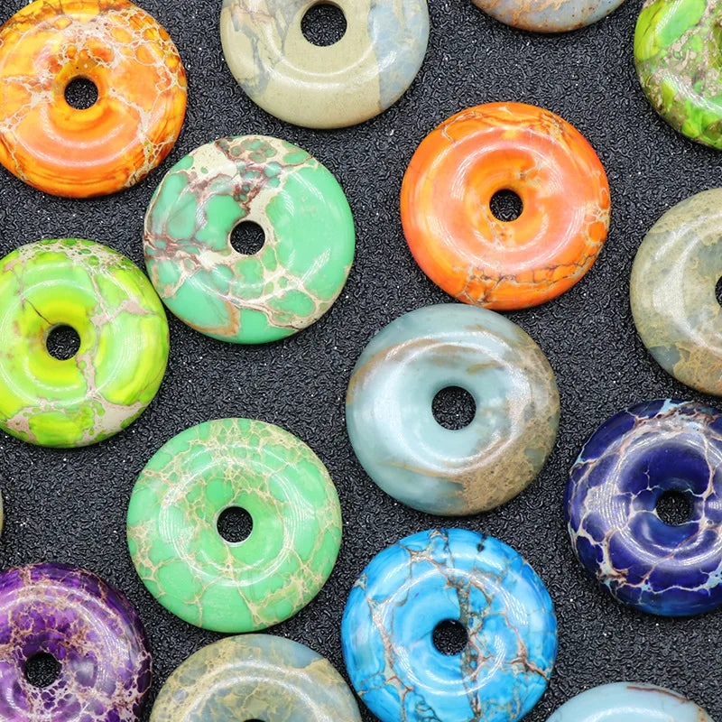 Huiying Beautiful Charms Peace Buckle Healing Natural Emperor Stone Beads Chakra Pendants Pendants Wholesale Jewelry