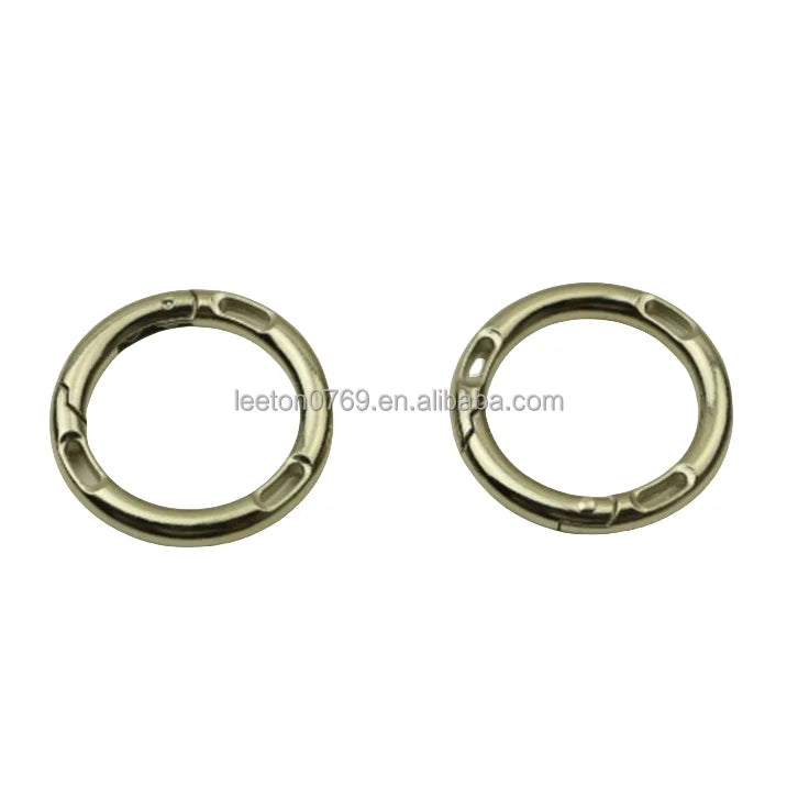 Stock Supply 20mm Metal 3 Holes Round Carabiner Keychain