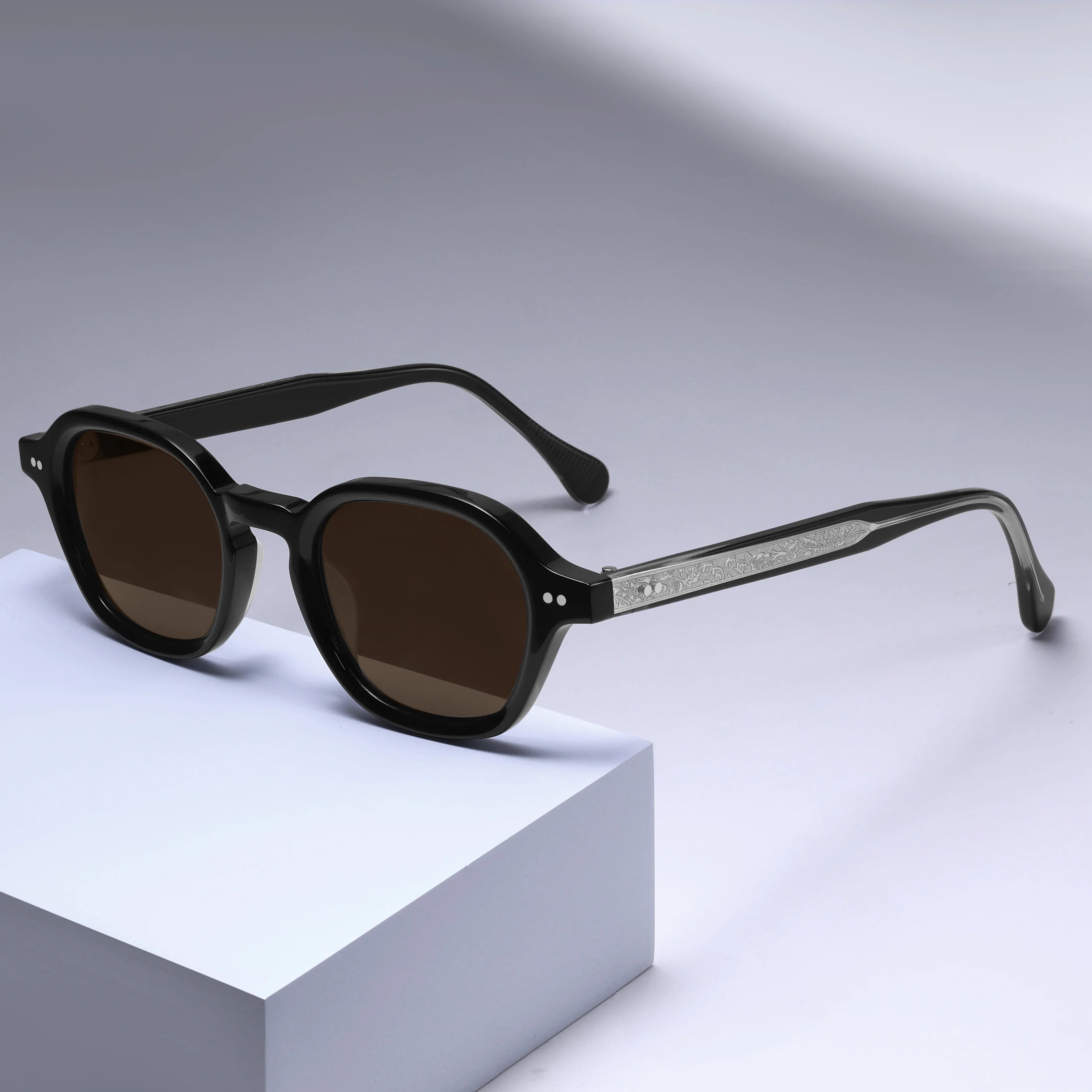 Designer Fashion Vintage Retro Black Acetate Sunglasses with Non-Polarized UV400 Anti-Reflective Nylon Sunglasses Lenses Unisex