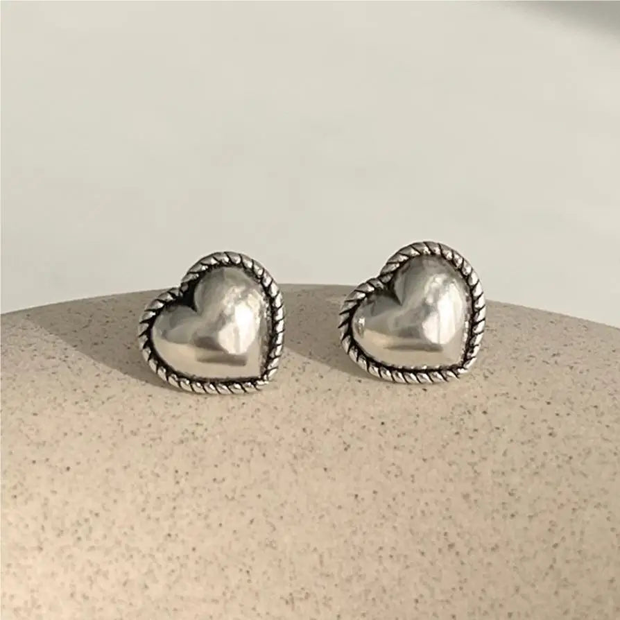 Fashion 925 Sterling Silver Retro Stud Earrings Twist Love Heart Earrings Designer Heart Shape Earrings Women