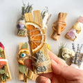 Hot Selling Palo Santo Stick Bundles Gemstone White Sage Smudge Kit Aromatic Incense for Home Cleansing Aromatherapy Diffuser