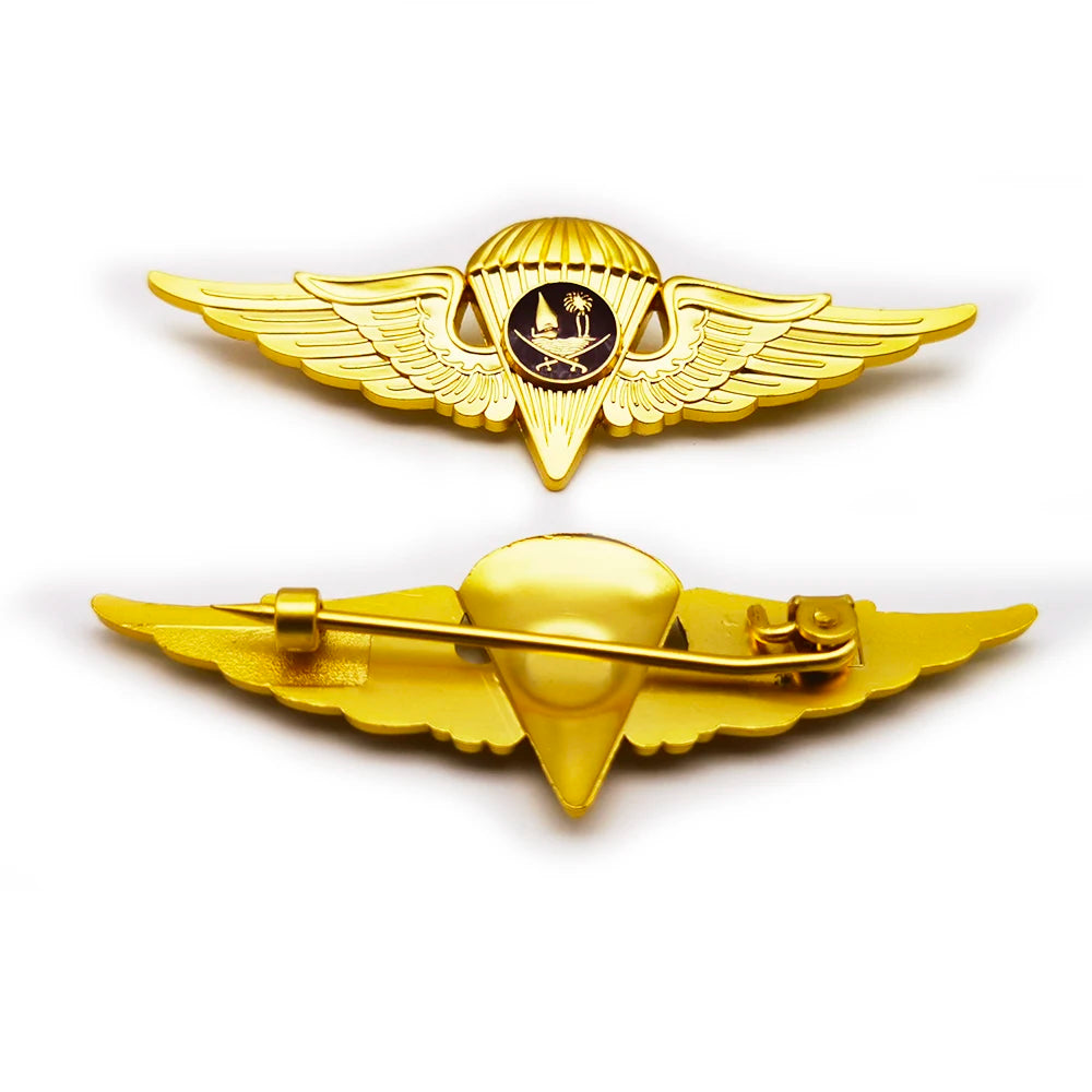 Qatar National Emblem Logo 3D Wing Lapel Pins Double wings Shine Gold-plated Metal Badges for Qatar air Company Suit Decoration