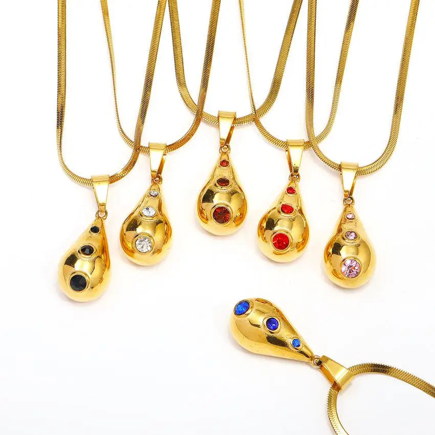 Luxurious 18K Anti-Oxidation Stainless Steel Pendant Necklace for Women Retro Color Diamond Zircon Inlaid Fashionable Necklace