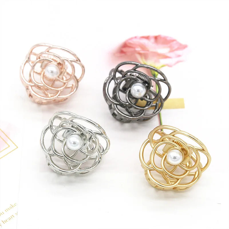 3.5cm Filigree Camellia Flower Hair Claws  Hairpins for Women Pearl Center Alloy Floral Hair Clamp Clips for Kids Ponytail