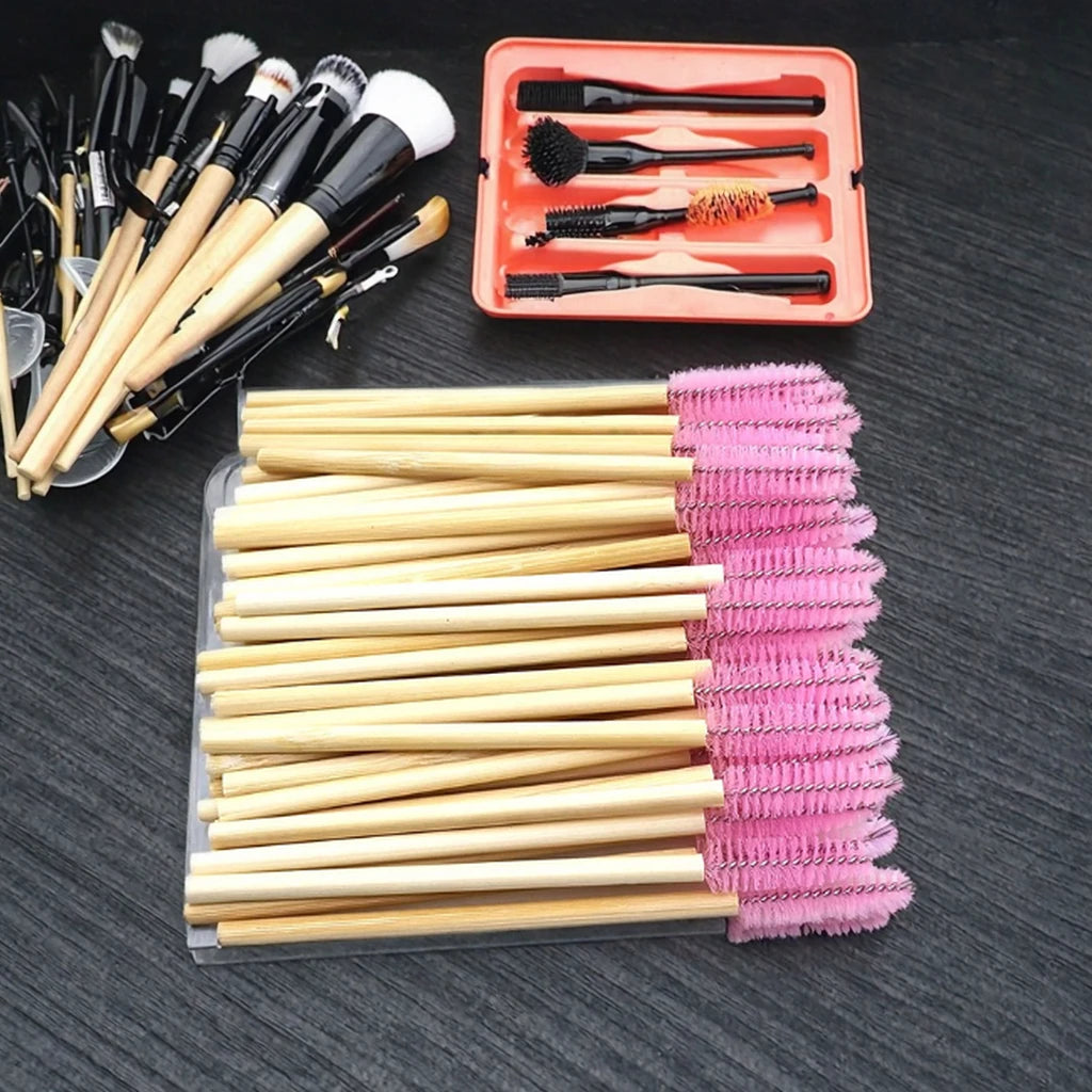 50pcs Disposable Eyelash Brush Crystal Lashes Micro Lip Brushes Eyelash Extension Applicator Cleaner Beauty Makeup Tools