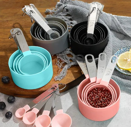 8-Piece Set of Stainless Steel Handle Measuring Cups & Plastic Spoons for Kitchen Use for Culinary Masterpieces