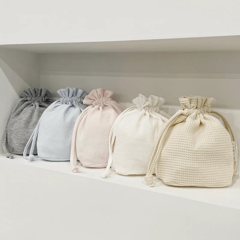 Bsci Personalized Small Eco Friendly Organic Cotton Waffle Drawstring Makeup Pouch Cosmetic Bag Organizer With Logo