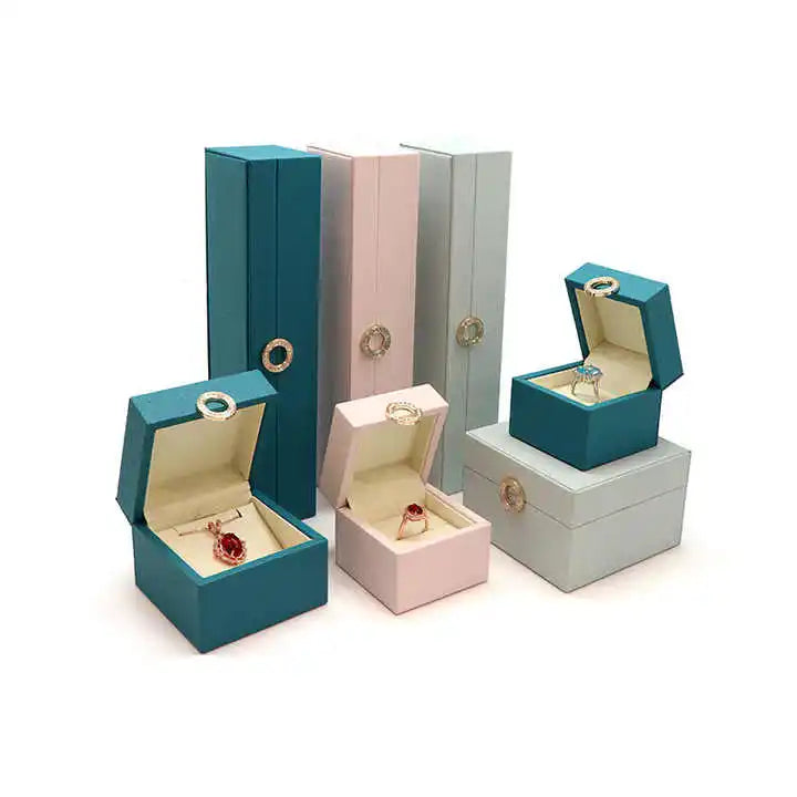 High-End Custom Green Rectangle Jewelry Packaging Set Handmade Square Pattern Box for Ring Pendant Display Wholesale