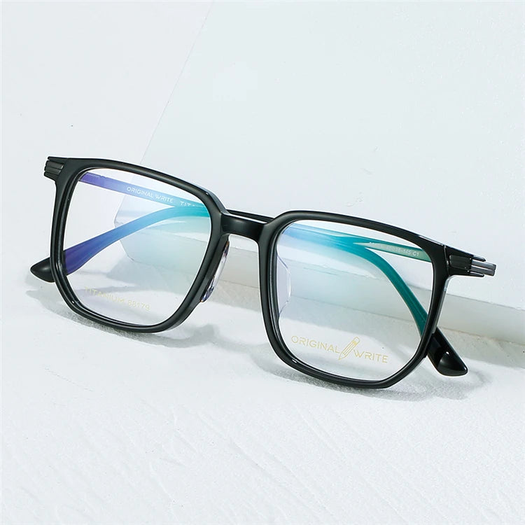 2022 New Fashionable Unisex Titanium square Spectacle Frame Brand Name Spectacle Frames Light Glasses Frame