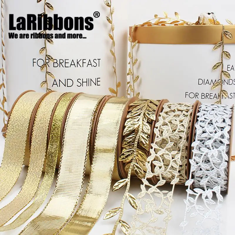 Best Selling Birthday Cake Baking Golden Cable Tie Wedding  Christmas Gift Box Packaging Leaf Ribbons