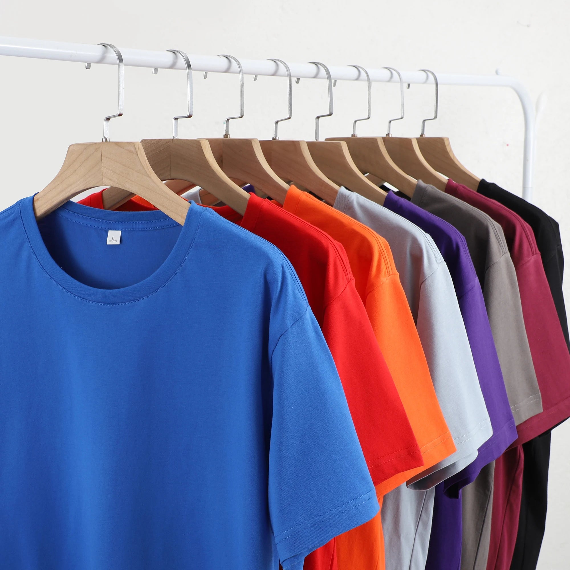 Wholesale Customised Men's Vintage Style Short Sleeve Regular Fit Silk Screen Printed Plain Solid Coloured Blank T-Shirts Space