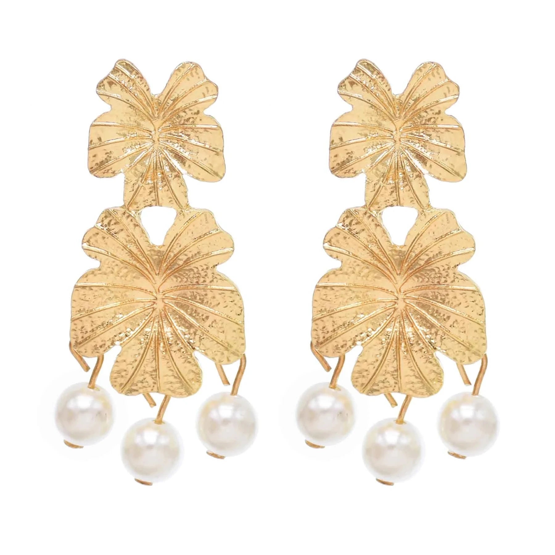 Women's Elegant Bohemia Drop Alloy Animal Pattern Pearl Tassel Baroque Leaves Wedding Dangle Dazzling Floral Design Zinc Alloy