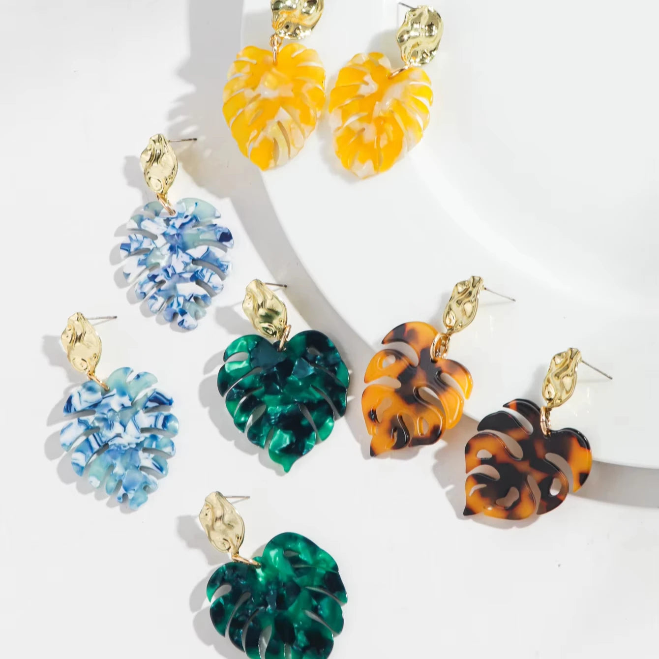 Factory Direct Sales Trend Gradation Monstera Leaf Earrings Personality Metal Ear Needle Plant Earrings for Women